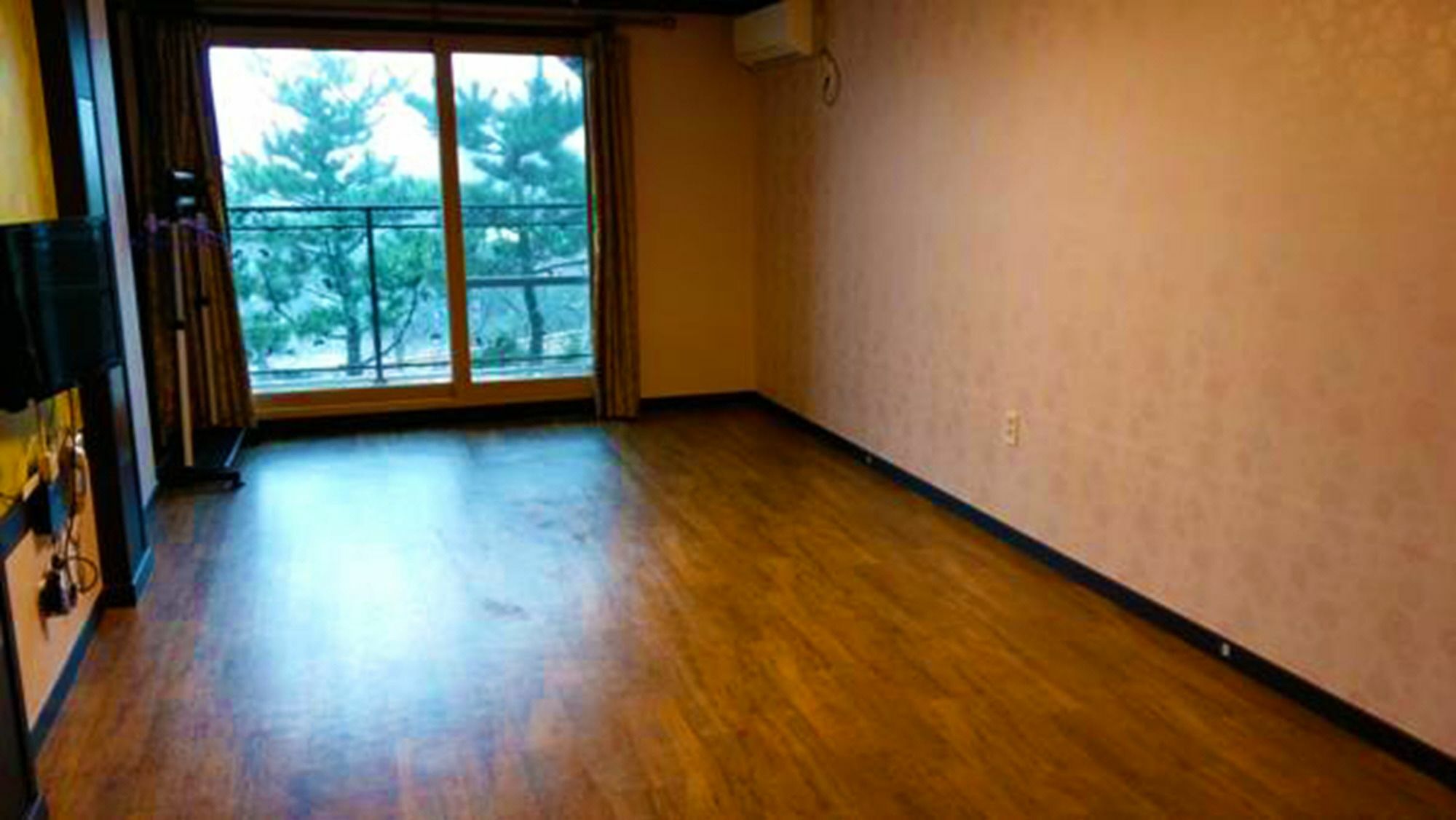 Jeju Ts Youth Hostel & Resort Seogwipo Esterno foto